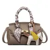 Bolsa de Ombro Feminina Estilo Coreano, Simples e Elegante, Nova Coleção Primavera 2026, Estilo Casual para o Trabalho, Nicho