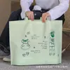 Nova Bolsa Tote Yunya Verde em TNT, Logo Personalizado para Loja de Roupas, Bolsa de Compras Universal para Shoppings, Feita Sob Medida