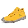 Bestseller transfronteiriço, sapatos femininos europeus e americanos costurados à mão, mocassins baixos da moda, sapatos casuais de inverno para uso externo, estilo Martin.