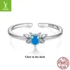Dije de plata anillo original de abeja luminoso piedra luminosa nicho alta gama lujo ligero estilo ins joyería personalizada venta al por mayor