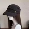 Sombrero de pescador a rayas estilo coreano para mujer, primavera y verano, sombrero para el sol para exteriores, versátil, hace que la cara se vea más pequeña, sombrero de protección solar