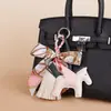 Pingente para Bolsa de Cachorro Dachshund Amarelo Estilo Ins Transfronteiriço, Cordão para Celular, Chaveiro de Carro, Pingente de Cavalo Voador Pequeno, Atacado de Fábrica