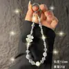 Exquisita Cadena de Teléfono Móvil con Pedrería de Trébol Estilo Muñequera Corta Cadena Colgante para Funda de Teléfono Móvil Colgante para Llaves Anticaída