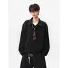Moda Masculina Nova Outono 2026: Top de Manga Longa com Lenço de Seda de Design Único, Top Casual Francês Tendência Retrô