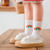 2020 Otoño e Invierno nuevos calcetines para niños calcetines de rayas para niños que no aprietan los pies calcetines para bebés calcetines de tubo arcoíris Algodón