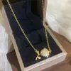 Nova joia da moda colar de aço titânio para mulheres, corrente de clavícula cravejada de zircônia requintada e elegante, pingente de luxo leve