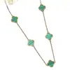 Collar Plano de Trébol de Cuatro Hojas de la Suerte, Collar de Acero de Titanio Chapado en Oro de 18 Quilates para Mujer, Cadena de Clavícula Moda y Sencilla Estilo Coreano, Versátil