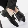 Zapatos Aofu Negros Talla Grande Zapatos Tejidos para Hombre 3701 Slip-On Zapatos de Cuero para Conducir Transfronterizos