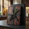 Tábua de corte de madeira de nogueira preta transfronteiriça com superfície texturizada, design espessado de dupla face, inclui canaleta para sucos e óleo de manutenção, adequada para uso na cozinha