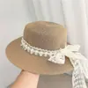 Chapéu de Palha com Renda Estilo Francês de Topo Plano para Mulheres, Proteção Solar para Férias de Verão na Praia Chapéu de Aba Plana Estilo Britânico