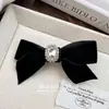 Pinza para el pelo con lazo de pedrería estilo Chanel Arco del Triunfo, Pinza lateral con letra, Pinza para flequillo, Accesorios para el cabello al por mayor