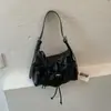 Bolso de Hombro de Cuero Suave con Pliegues Vintage, Modelo Nuevo 2026, Elegante Bolso Cruzado Estilo Motociclista, Bolso Tote Versátil de Alta Gama