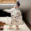 Pijama cálido de franela para niñas, nueva colección otoño/invierno 2026, ropa de estar con forro de polar para niños, conjunto de polar coral para bebé