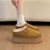 Meias Pantufas de Solado Grosso para Uso Externo de Inverno Feminino 2026 Novo Estilo Slip-On Preguiçoso Acolchoado com Lã Ponta do Pé Espessada Pantufas de Algodão Quentes para Mulheres