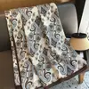 Xale com Proteção Solar Estilo Exótico Padrão Paisley para Ar Condicionado Externo Cachecol Quente de Seda Cachecol Feminino Cachecol de Gaze