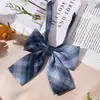 Pajarita JK Estilo Universitario Femenino Uniforme de Niña Cuello Infantil Flor Gratis Pajarita para Foto de Graduación Camisa de Niño