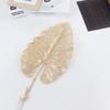 Atacado do Fabricante Enfeites Decorativos Flores de Véspera de Ano Novo Frutas Vermelhas Materiais Flores Artificiais Ventilador Pequeno Dourado Eucalipto Flores Artificiais de Natal
