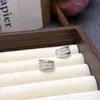 2026 Nuevos Brazaletes para Oreja de Circonita, Aretes Pequeños de Aro, Elegantes y Versátiles, Exquisita Joyería para Orejas de Mujer Casual de Gama Alta