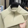 Coleção outono e inverno: Camiseta masculina de manga longa, com gola alta, feita em tecido fleece macio e confortável, perfeita para uso casual e fácil de combinar com vários looks, adequada para homens jovens e de meia-idade, com design de meio zíper