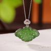 Yilu Silver S925 Prata Esterlina Banhado A Ouro Hetian Jasper Novo Estilo Chinês Moda Nacional Borboleta Design Oco Sachê Pingente Pingente