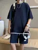 Traje casual masculino, conjunto esportivo leve e moderno para o verão, conjunto de roupas masculinas estiloso com mangas curtas e bonito