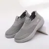Zapatos Casuales Tipo "Dad Shoes" para Hombre con Suelas Suaves, Antideslizantes, Ligeros, Transpirables, de Poner sin Cordones, Amplios para Personas de Mediana Edad y Mayores