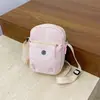 Bolso de mano pequeño de cuadros nuevo, bolso cruzado para mujer y niño, bolso de hombro de cuadros versátil, bolso para teléfono para viaje y salida de estudiantes