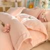Juego de Cuatro Piezas de Cama de Terciopelo de Leche Tallado de Alto Peso Otoño e Invierno Antiestático Funda de Edredón con Doble Cara de Felpa Ropa de Cama