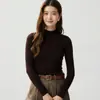 Novedad Otoño 2026 100% Lana Yangzi Tejido Fino Estilo Sencillo para el Trabajo Suéter de Cuello Alto como Prenda Base para Mujer