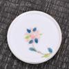 Posavasos de cerámica dorada pintado a mano, creativo portavasos de porcelana blanca dulce, juego de té con aislamiento térmico, accesorios para ceremonia del té de kung fu para el hogar