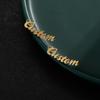 Aretes personalizados europeos y americanos elegantes letras inglesas ins aretes diseño nicho exquisitos aretes de alta gama joyería