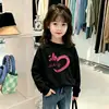 Camiseta de algodón con estampado de dibujos animados de moda para niños pequeños, nuevo estilo primavera y otoño 2026, para niñas, cuello redondo, manga larga