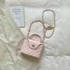 Bolso de cadena con patrón de rombos para mujer, nuevo modelo primavera/verano 2026, cierre de broche simple, bolso pequeño de hombro y cruzado moderno para mujer