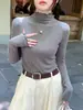 Camisa básica de tricô feminina com gola alta discreta, adequada para primavera, outono e inverno, novo modelo 2026, top camiseta amarelo de manga longa, preto