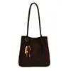 Bolsa de mano transfronteriza de gran capacidad, bolso de hombro versátil estilo coreano de gamuza para el trabajo, bolso de mano de cuero suave, opciones de venta al por mayor y personalizadas para mujeres