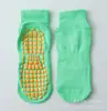 Calcetines Antideslizantes, Calcetines para el Suelo, Calcetines para Trampolín de Parque de Diversiones, Calcetines Finos Transpirables Especiales para Restaurante Familiar Castillo Travieso, Calcetines de Yoga para Adultos