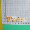 Nuevos accesorios acrílicos de Rilakkuma sosteniendo estrellas al por mayor para manualidades con pegamento de crema, zuecos y materiales para cables de datos