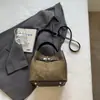 Bolso de mano retro transfronterizo para mujer, nuevo modelo otoño e invierno 2026, bolsa de hombro y cruzada versátil casual de gran capacidad