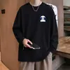 Nueva Camiseta de Manga Larga para Hombre Estilo Hong Kong Otoño Holgada Casual Versátil Top para Hombre Logo Personalizable para Hombre