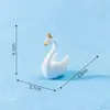 Adornos de paisaje en miniatura, diseño de cisne, estilo de dibujos animados lindo, disponibles en 4 colores, accesorios creativos de resina