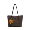 Bolso de mano estilo coreano para el día a día, nueva colección otoño 2026, bolso de hombro versátil, bolso de axila, bolso tote moderno y espacioso