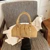 Bolso de hombro tipo concha liso para mujer, nuevo bolso de moda para mujer con un diseño elegante y único, bolso cruzado