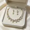 Set de Collar y Pendientes de Perlas Sintéticas y Piedras Preciosas Estilo Retro Europeo para Mujer Sensación de Alta Gama Accesorios para Novia Banquetes de Boda Vestidos de Noche