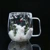 Taza de Vidrio Escena de Nieve Navideña Venta al por Mayor Transfronteriza Regalos Navideños Taza con Rama de Pino Escena de Nieve Navideña Taza de Doble Pared de Alto Borosilicato