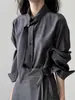 Elegante blusa única estilo francês com gola lenço e mangas compridas, nova blusa de alta qualidade para outono 2026, feminina