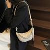 2025 Nova Tendência de Design de Nicho de Verão Moderno Simples Cor Pura Bolsa Chifre Moda para Trabalho Bolsa Transversal de Ombro Único para Mulheres