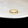 Anel Aberto Geométrico de Zircônia Estilo Palácio Francês, Anel de Dedo Indicador de Nicho de Luxo, Joia da Moda, Exquisita e Personalizada para Mulheres