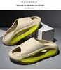 Sandalias de verano para hombre, modernas, para exteriores, de suela gruesa, antideslizantes, de suela suave, sandalias de playa únicas, chanclas de meter con tacto cómodo