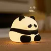 Lámpara de Noche Pequeña y Linda, Lámpara de Mesa Adorable y Creativa, Lámpara Táctil de Silicona con Forma de Nube, Compañera de Sueño Luz de Noche para Niños