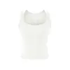 Camiseta de tirantes básica minimalista para el trabajo con cuello en U grande, tirantes finos y diseño sin mangas